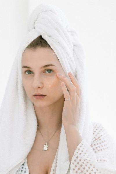 Dermaplaning: A Comprehensive Guide to Glowing Skin